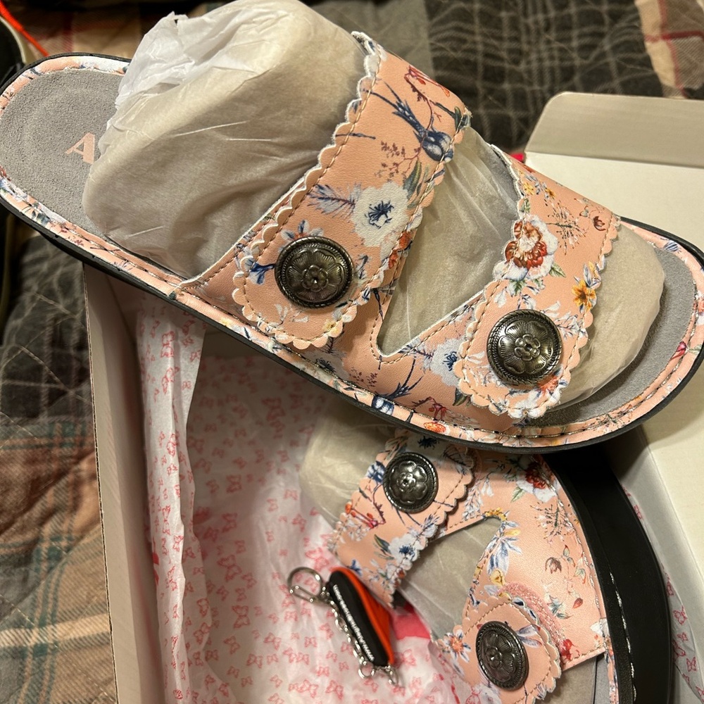 Algeria Sandra sandal